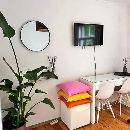 Apartment Budget In The Center Within Walking Distance Of The Bus Station